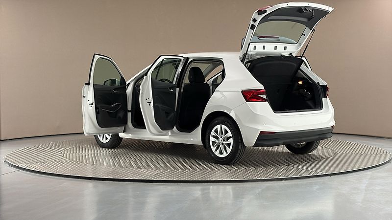 Škoda Fabia 1.0 TSI Style - fotka 7 z 23