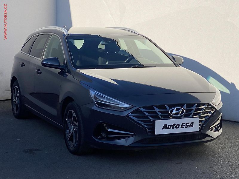 Hyundai i30 (2021) 1.6 CRDi, 2.maj,ČR, Smart - fotka 3 z 17