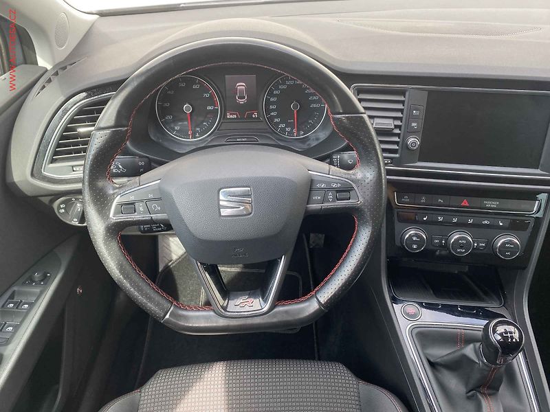 Seat Leon (2019) 1.5 TSi, FR, LED, navi - fotka 11 z 20