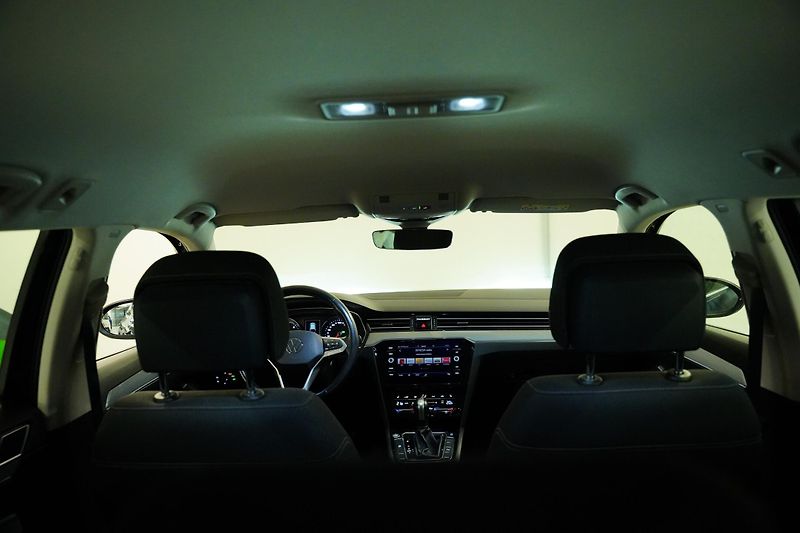 Volkswagen Passat - fotka 26 z 28