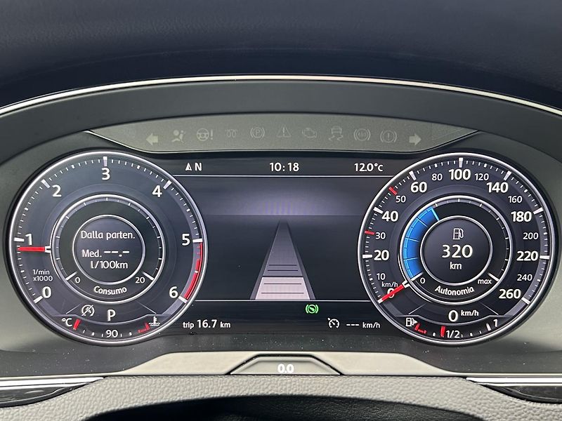 Volkswagen Passat Alltrack 2.0TDi 176kw 4X4 DSG  - fotka 21 z 55