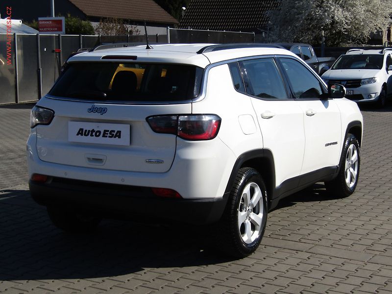 Jeep Compass (2018) 1.4T, ČR, Longitude - fotka 4 z 20