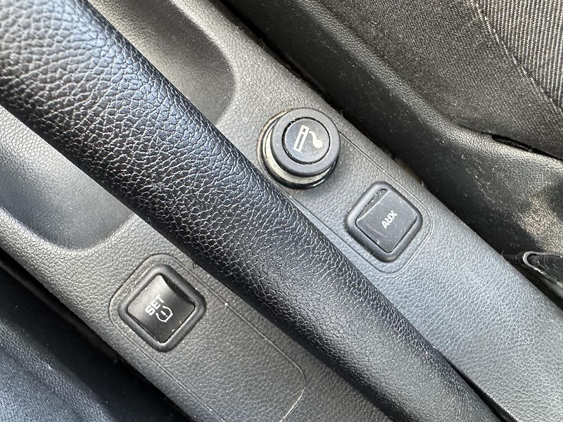 Škoda Fabia 1.6,77kw,AUTOMAT,klima - fotka 32 z 33