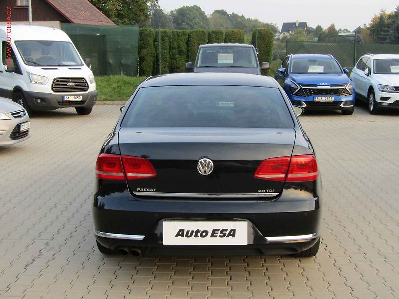 Volkswagen Passat (2013) 2.0TDi, ČR, Výhř.sed. - fotka 5 z 22