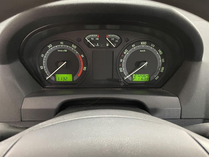 Škoda Fabia 1.2 HTp 47kW REZERVACE  - fotka 21 z 22