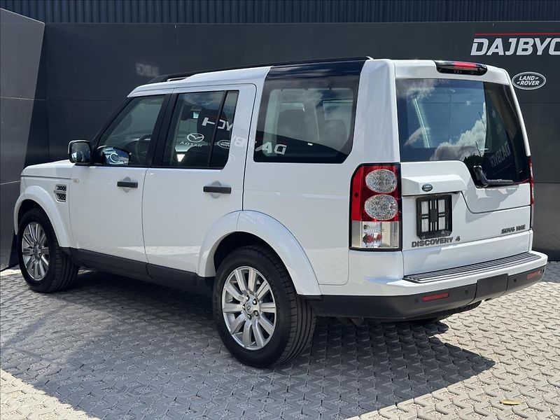 Land Rover Discovery 3,0 SDV6 HSE 4WD AT ČR DPH - fotka 6 z 30