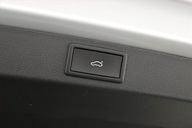 Škoda Karoq (2025) 1.5 TSI, SPORTLINE, AUTOMAT - fotka 19 z 19