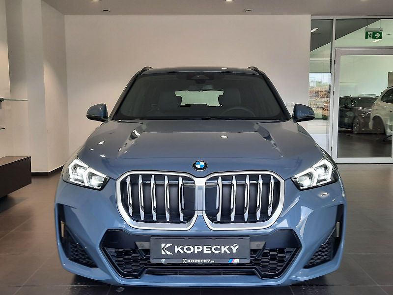BMW X1 (2025) xDrive 20d M Sport - fotka 2 z 15