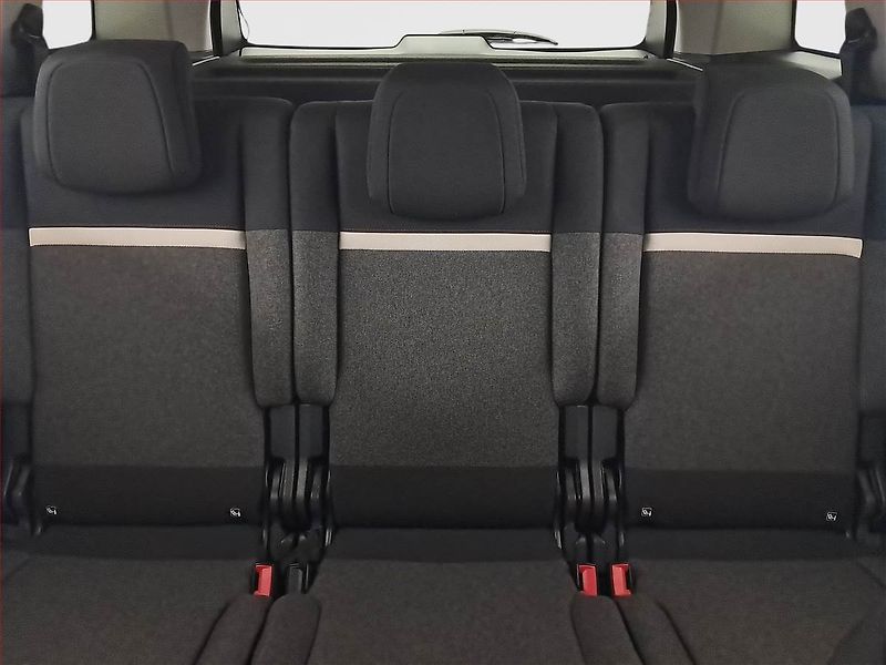 Citroën C5 Aircross (2019) PureTech 130, Serv.kniha - fotka 10 z 17