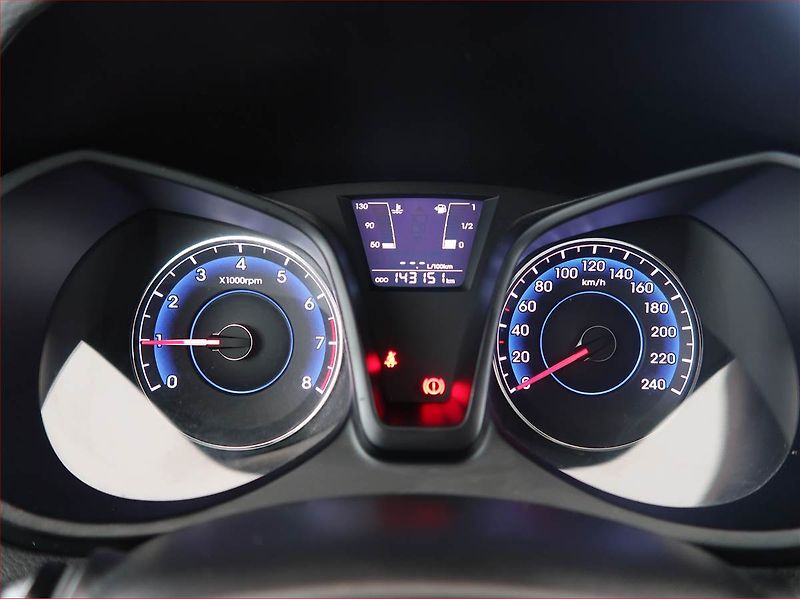 Hyundai ix20 (2014) 1.6 CVVT, ČR,1.maj, Serv.kniha - fotka 11 z 18