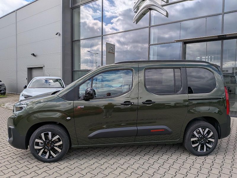 Citroën Berlingo (2026) MAX Diesel 130k Manual - fotka 5 z 12
