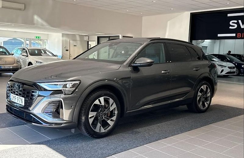 Audi Q8 e-tron 55 Q SoH 97% 360k Pano Tažné - fotka 1 z 34