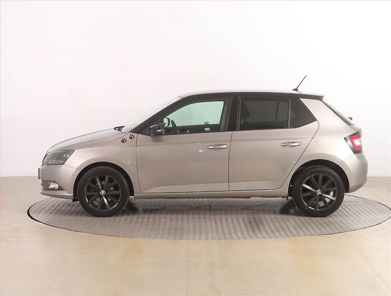 Škoda Fabia (2016) Ambition 1.2 TSI, Serv.kniha - fotka 3 z 16