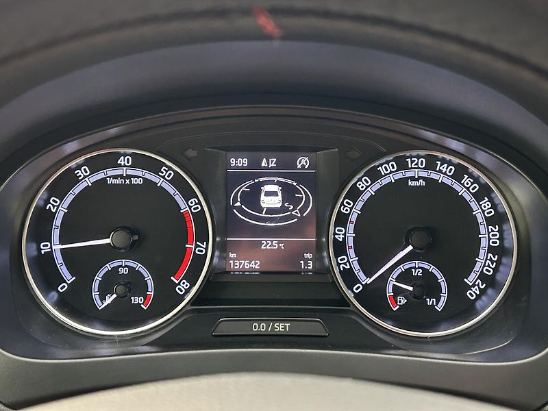 Škoda Rapid 1.0 TSI Style Plus - fotka 7 z 27