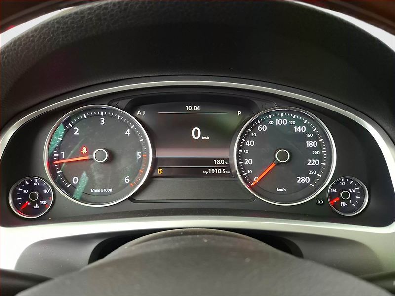 Volkswagen Touareg (2015) 3.0 TDI - fotka 11 z 25