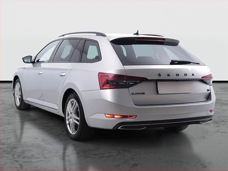 Škoda Superb (2020) Sportline iV 1.4 TSI PHEV - fotka 4 z 29