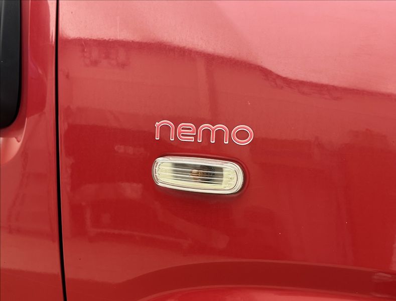 Citroën Nemo 1,4 i 54kW DPH MANUÁL ČR - fotka 19 z 22