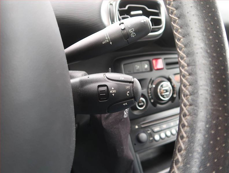 Citroën C3 Picasso (2013) 1.4 i, Serv.kniha, Tempomat - fotka 16 z 16