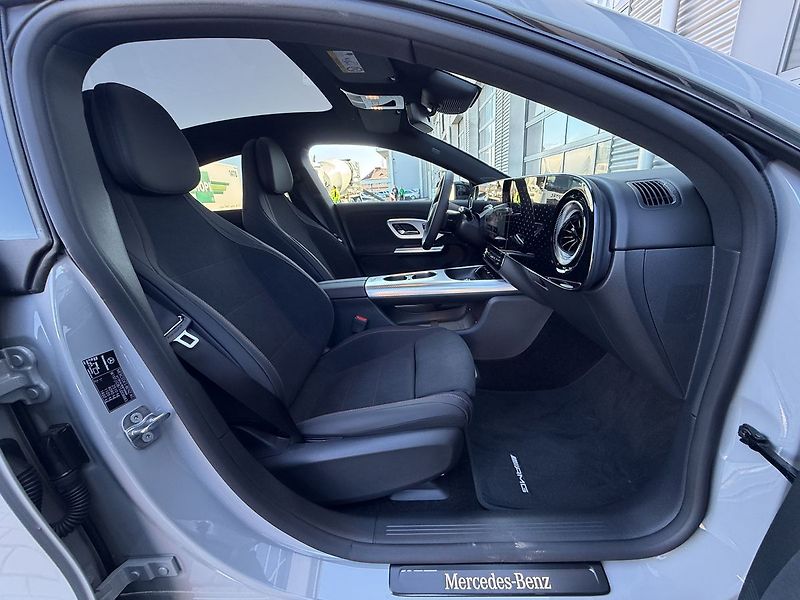 Mercedes-Benz CLA 250+ s technologií EQ - fotka 10 z 36