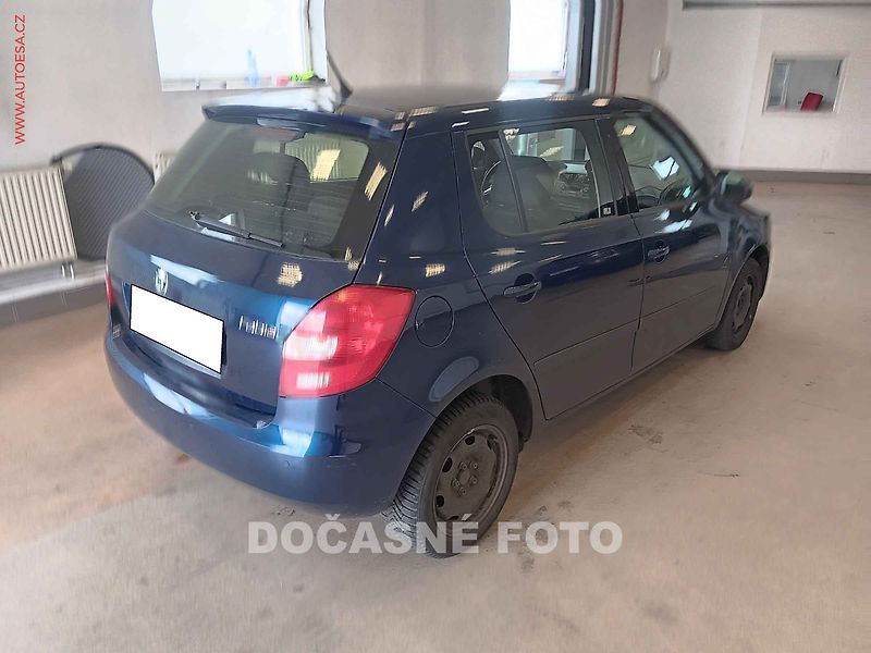 Škoda Fabia (2010) 1.2 TSI, ČR, Klima - fotka 2 z 3