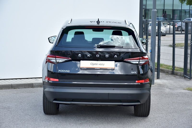 Škoda Kodiaq (2023) Style Plus 2.0 TSI 4X4 DSG - fotka 10 z 34