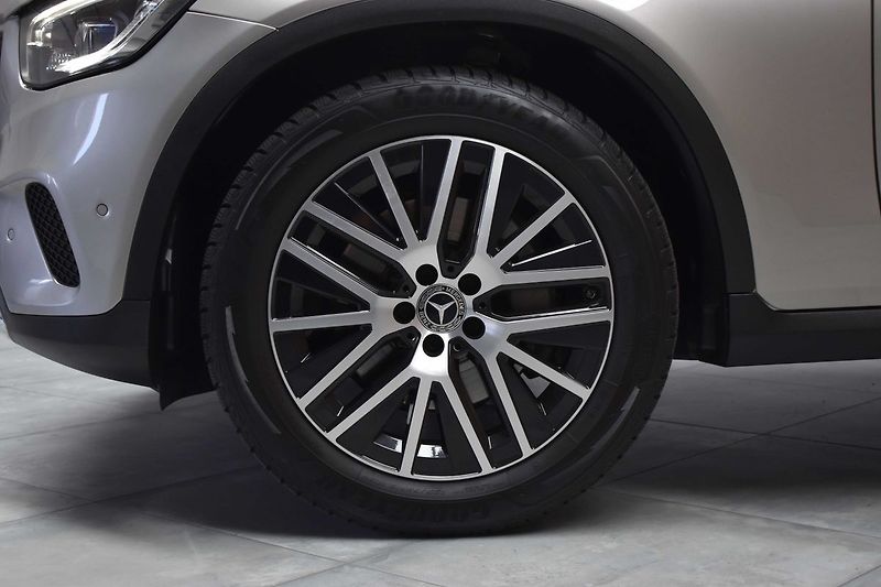 Mercedes-Benz GLC 300d 4M*N.TOPENÍ*DPH*ČR 1.MAJ* - fotka 37 z 44