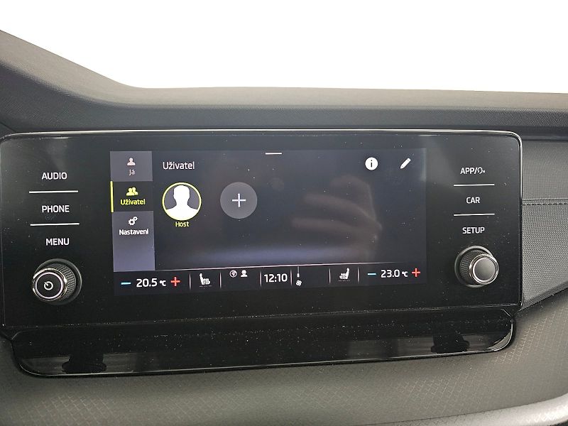 Škoda Octavia (2021) combi 1.5TSi 110kW AMBITION PL - fotka 16 z 32