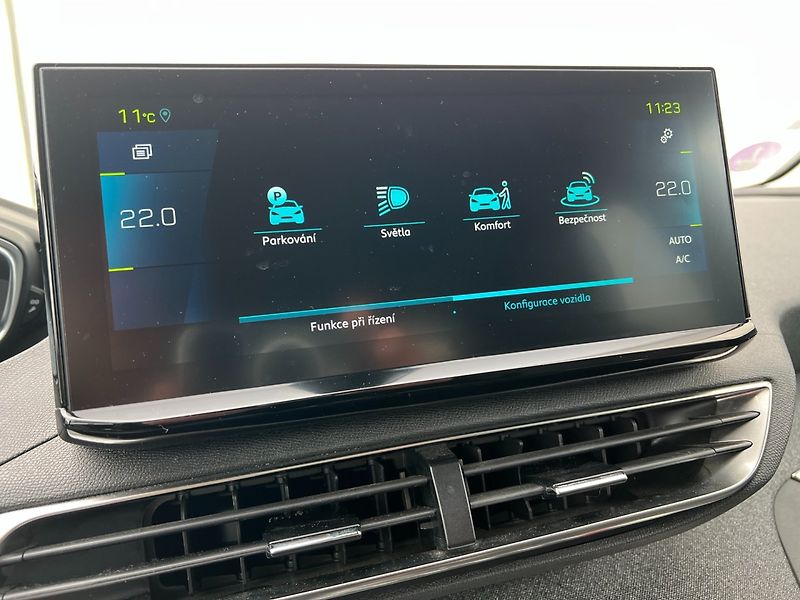 Peugeot 3008 (2021) 1.6 Plug-In-hybrid! ALLURE! - fotka 32 z 40