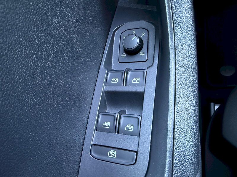 Škoda Karoq (2022) 1.5 TSI 110kW DSG Style Plus - fotka 10 z 35