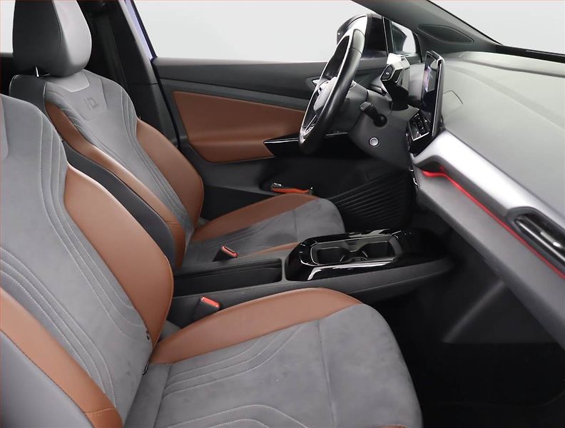 Volkswagen ID.4 (2020) 1st (82 kWh), SoH 90% - fotka 9 z 25