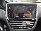 Peugeot 2008 (2019) 1.2 PT 130 GT line MAN 6 - náhled 17