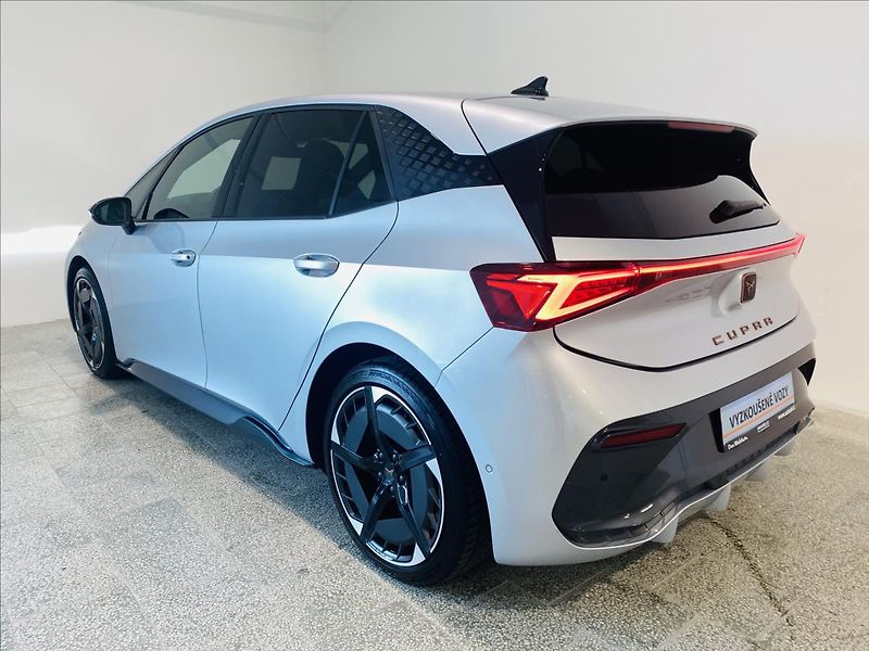 Cupra Born e-Boost 170kW 58/62kWh - fotka 2 z 20