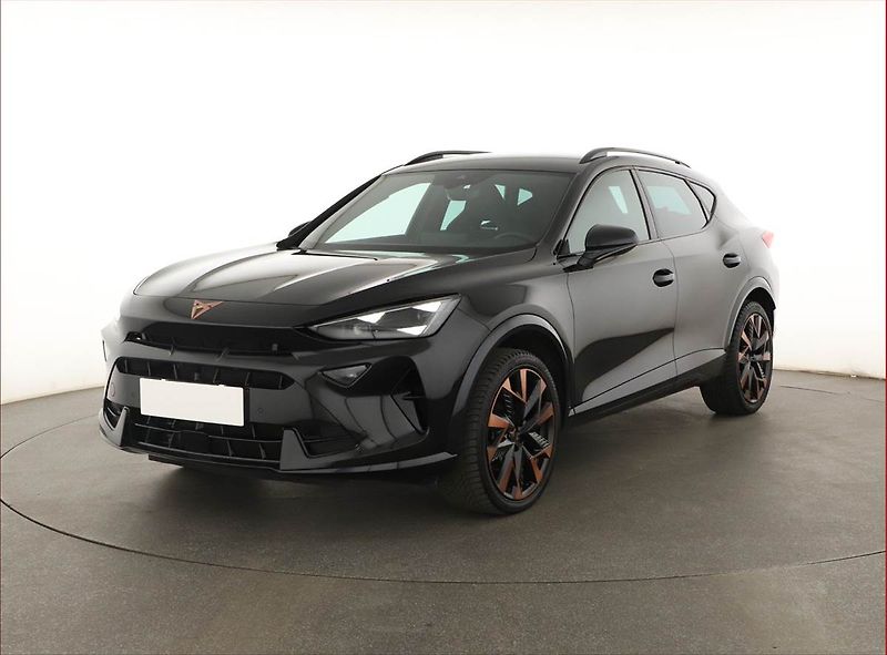 Cupra Formentor (2024) 1.5 TSI - fotka 2 z 20