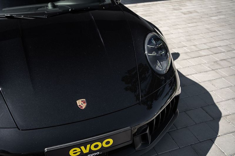 Porsche 911 Carrera GTS Coupe - fotka 7 z 28