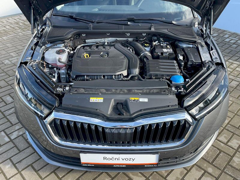 Škoda Octavia (2023) Combi 1,5 TSI / 110 kW Ambitio - fotka 13 z 30