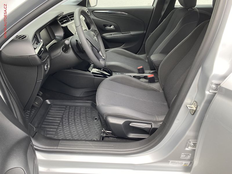 Opel Corsa (2023) 1.2T, Elegance, AT, LED - fotka 9 z 21