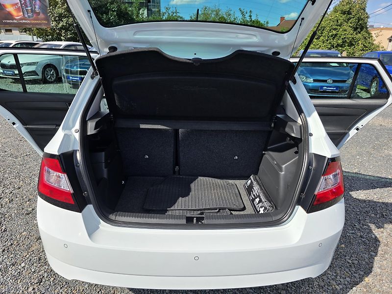 Škoda Fabia 1.2 TSI EDITION MAX VÝBAVA 1Ma - fotka 17 z 26