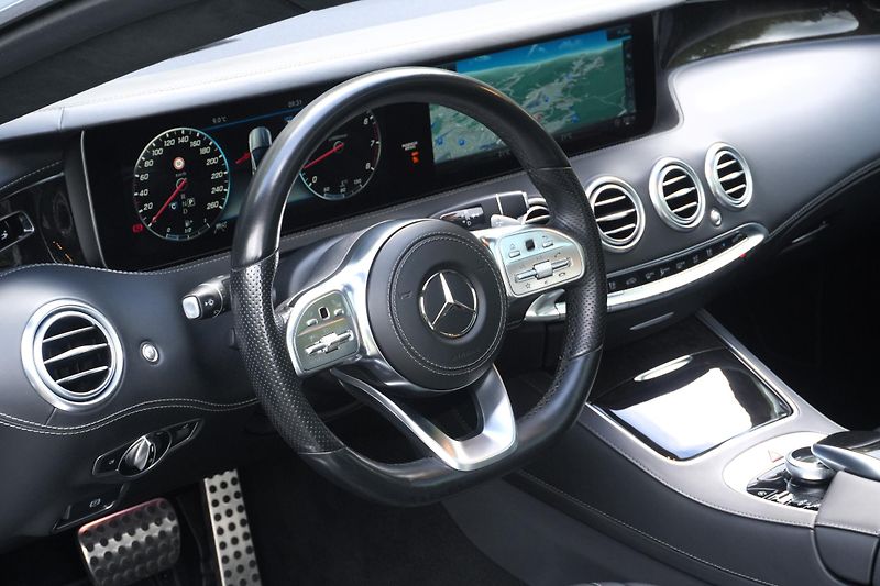 Mercedes-Benz Třídy S S560 Coupe 4Matic, ČR, Masáže - fotka 15 z 44