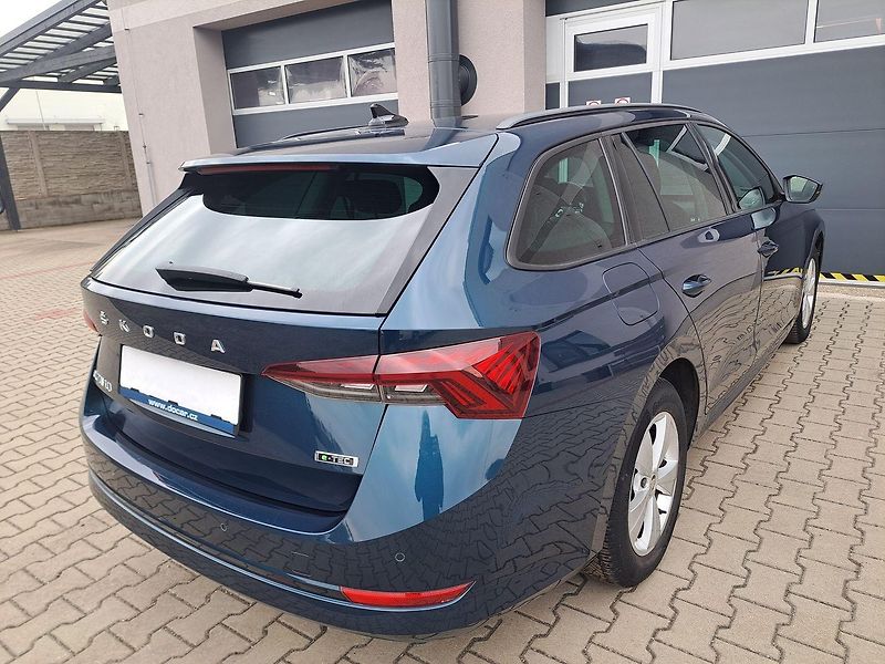 Škoda Octavia (2022) 1.0 TSI E-TEC DSG7, ZÁRUKA - fotka 9 z 33