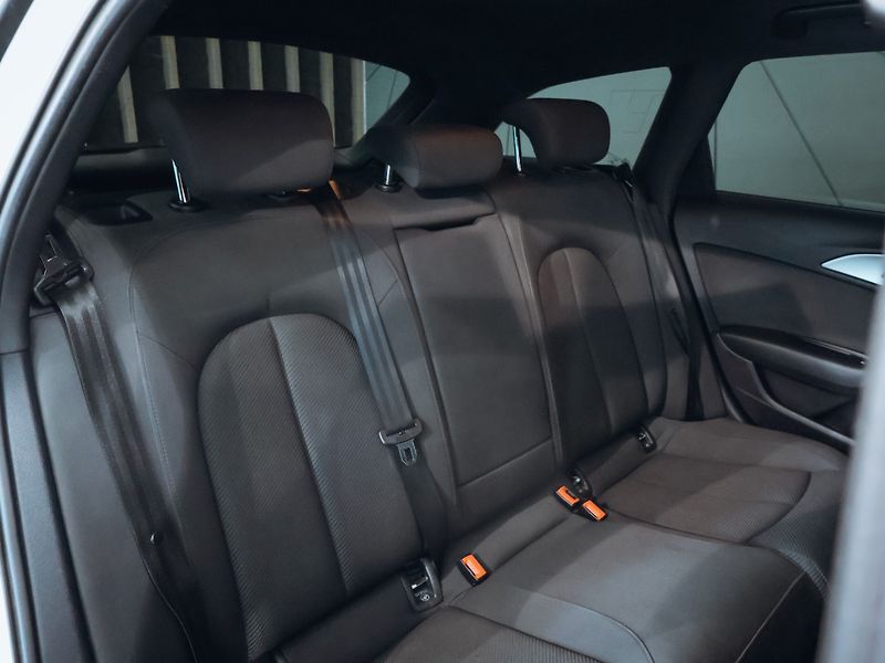 Audi A6 Avant 3.0TDI 150kw - fotka 24 z 25