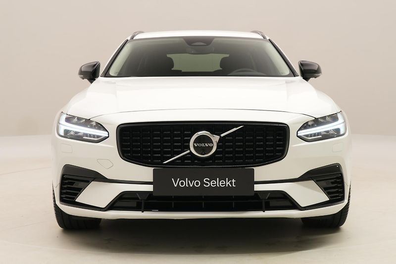 Volvo V90 T6 AWD RECHARGE DARK PLUS - fotka 16 z 60