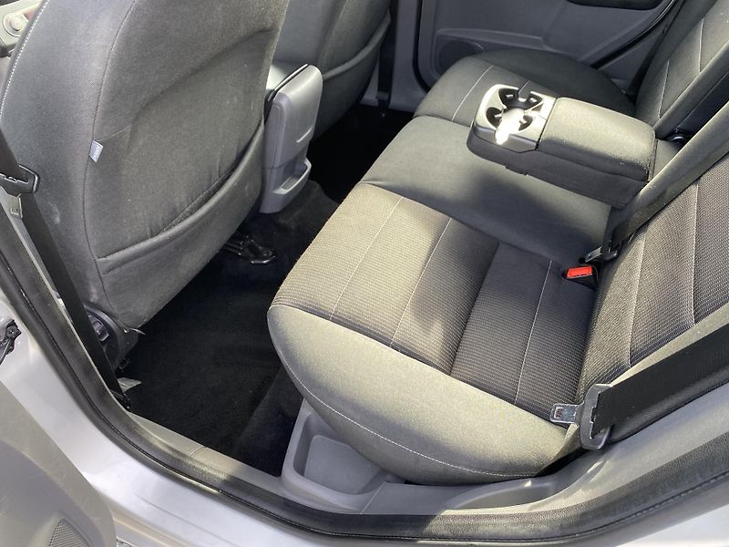 Ford Focus 2.0i 145PS LPG FORD COMBI TOP! - fotka 109 z 170
