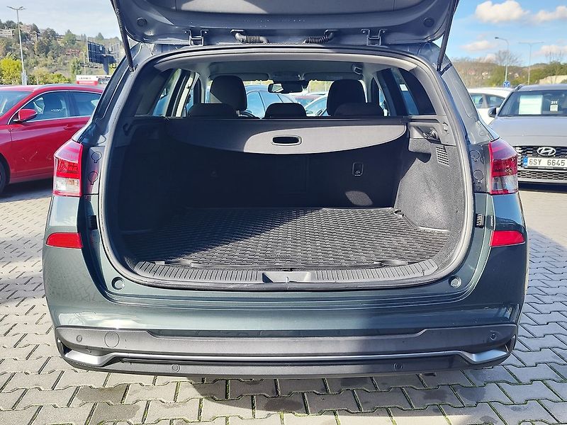 Hyundai i30 1.5 T-GDI/103kW Style - fotka 9 z 34