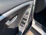 Hyundai i30 1.4CVVT 100 MAN6 Trikolor - náhled 14