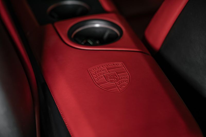 Porsche Taycan Turbo S PCCB/PDCC/PDLS+/PTV/BU - fotka 23 z 30