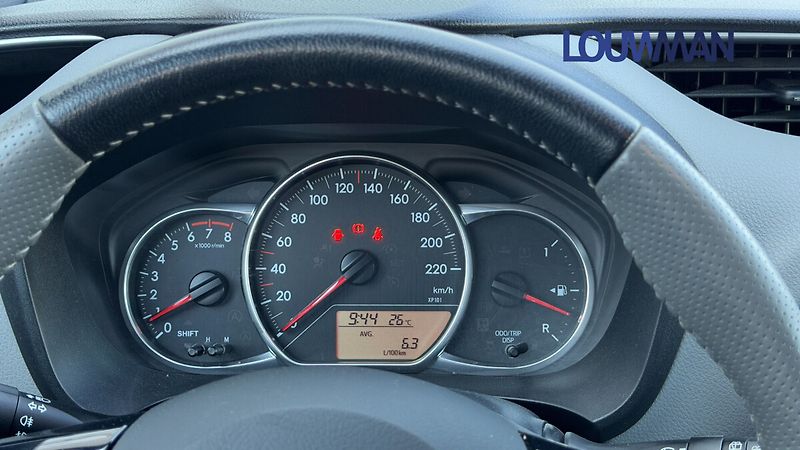 Toyota Yaris 1.33 VVT-i Selection Senso Sma - fotka 6 z 23