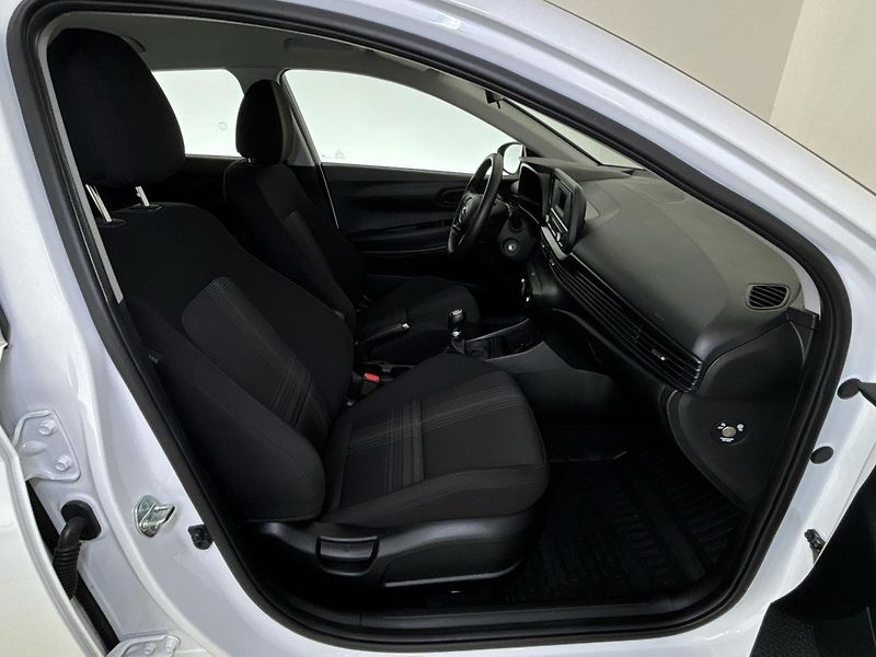 Hyundai Bayon Hatchback 1,2i - fotka 9 z 25