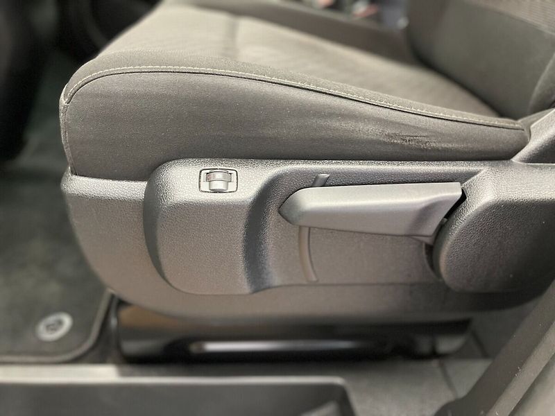 Toyota ProAce Verso Family 2.0 D 8AT Comfort NAVI - fotka 11 z 39