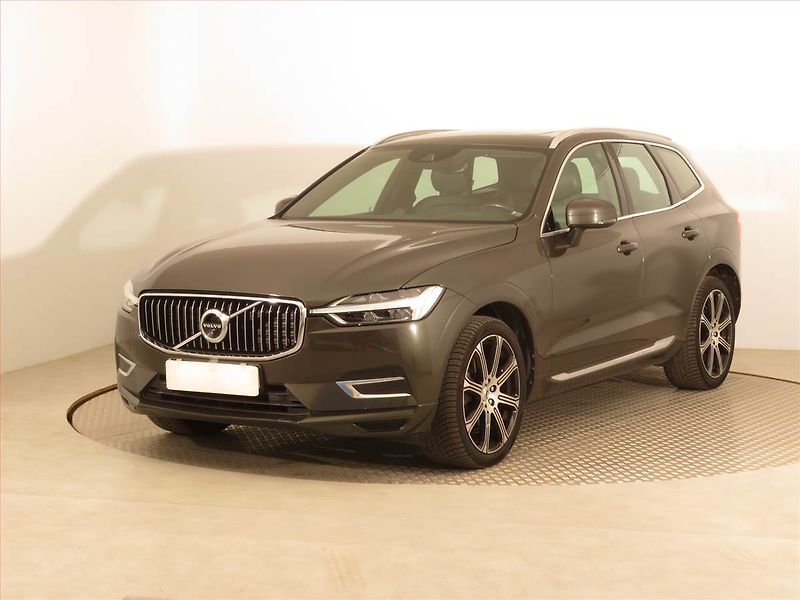 Volvo XC60 (2017) Inscription D4 - fotka 2 z 18