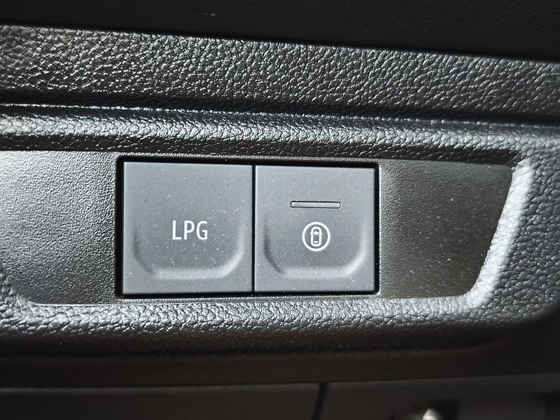 Dacia Jogger (2025) 7míst, LPG, tažné, EasyServis  - fotka 7 z 17